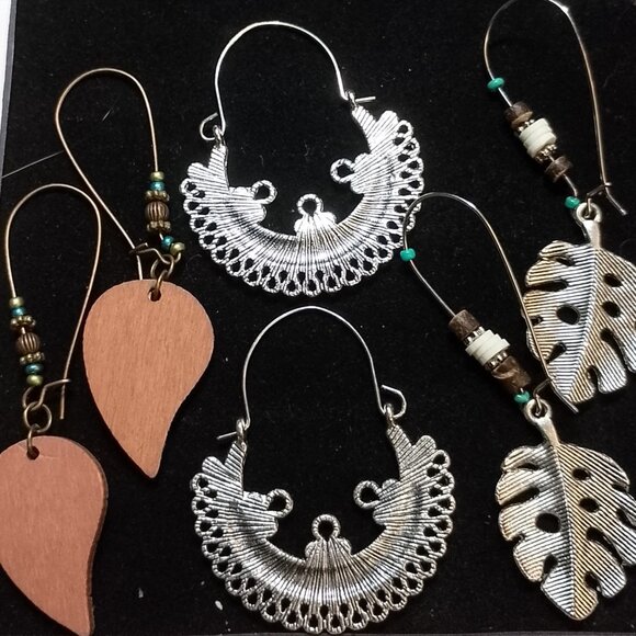 SALE! 3 STYLES! BOHO EARRINGS Silvery, Wood, Blues BLUE BUNNY'S BOHO BAUBLES - Picture 9 of 10